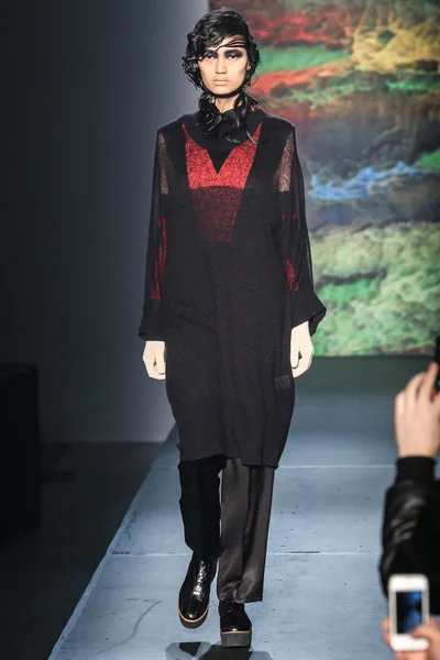 Look 4